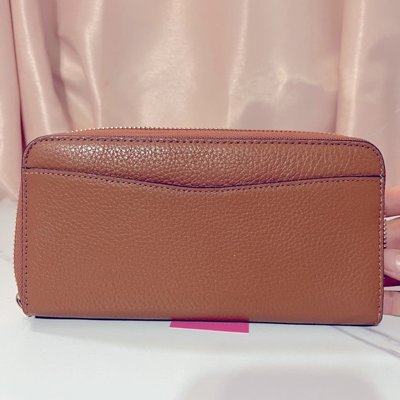 Kate Spade ♠️ Large Continental Wallet - Picture 6 of 6